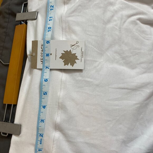 Skirt - Brand New! - Picture 8 of 8